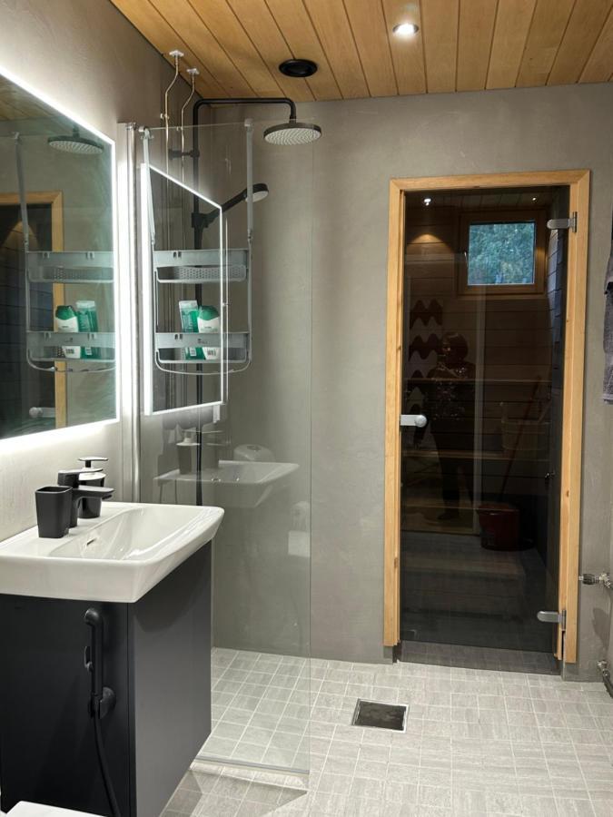 Elegant Apartment With Sauna In The Center โรวานิเอมิ ภายนอก รูปภาพ