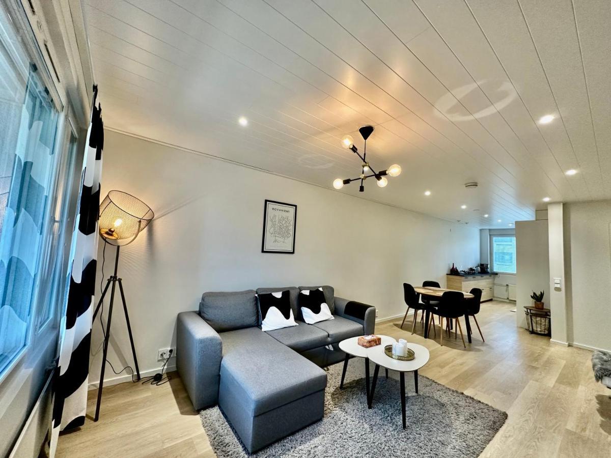 Elegant Apartment With Sauna In The Center โรวานิเอมิ ภายนอก รูปภาพ