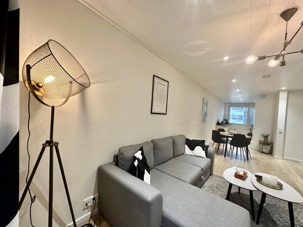 Elegant Apartment With Sauna In The Center โรวานิเอมิ ภายนอก รูปภาพ