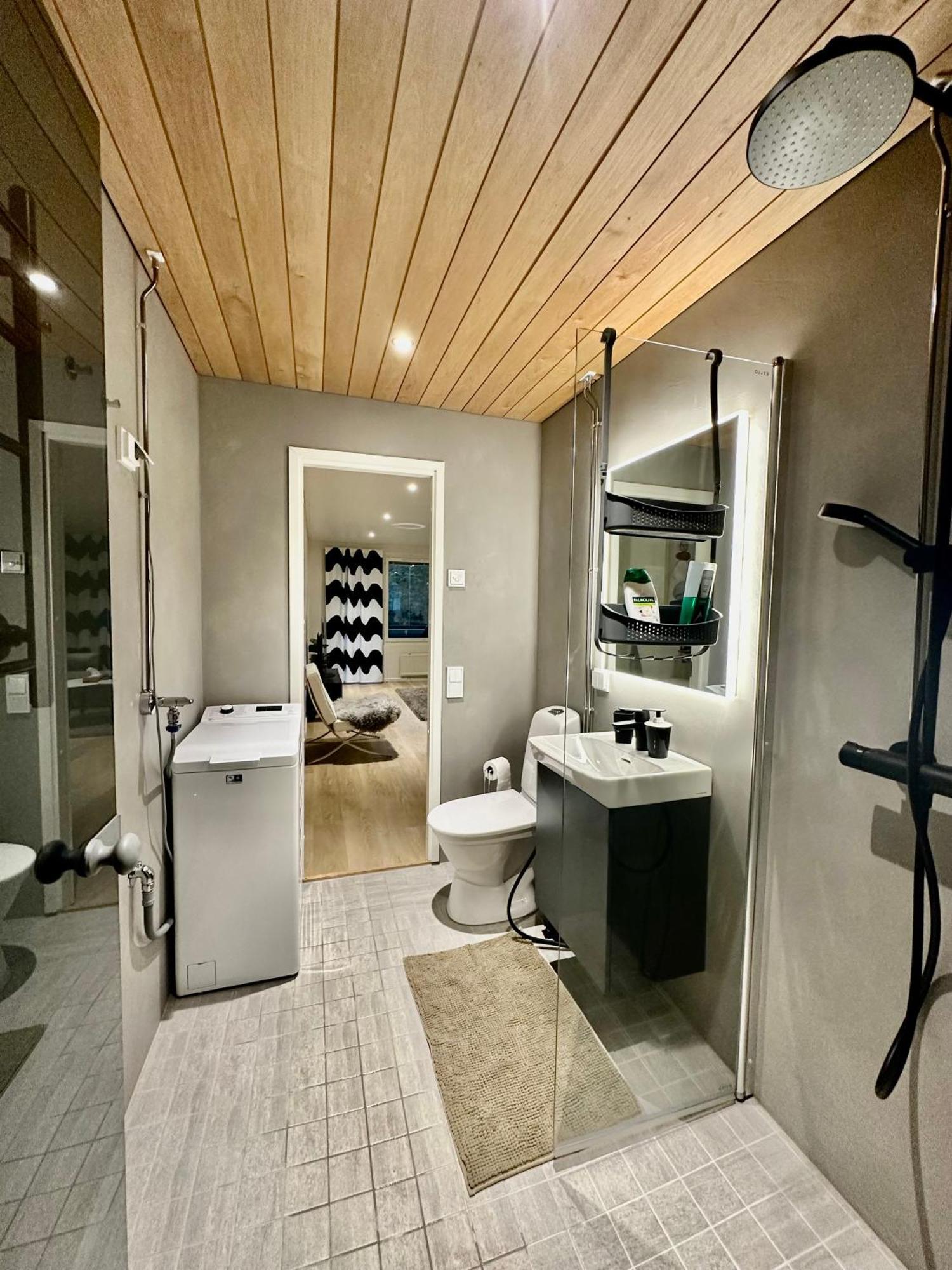 Elegant Apartment With Sauna In The Center โรวานิเอมิ ภายนอก รูปภาพ